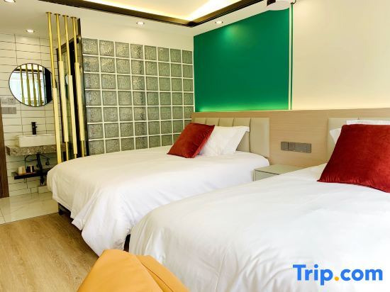 Чжоушань: Banshan Jianju Homestay