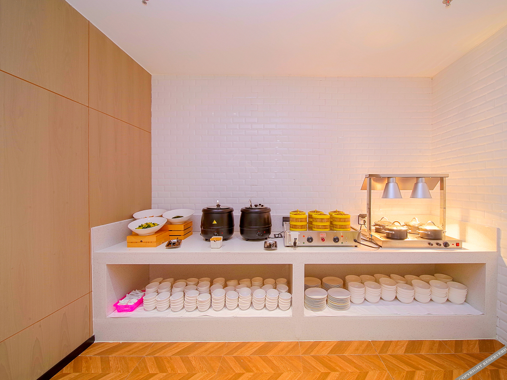 Фошань: Yishang Hotel (Foshan West Railway Station Luocun)