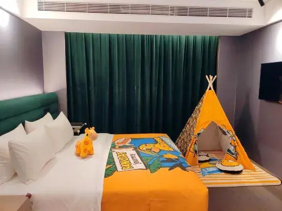 Наньнин: Mandala Hotel (Nanning Xingning District Government District Maternity and Children's Bamboo Store)
