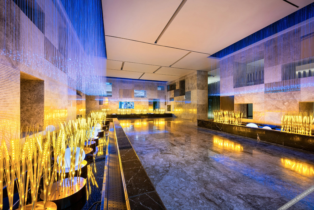 Паниин: Crystal Orange Hotel· Panjinwenlv International City