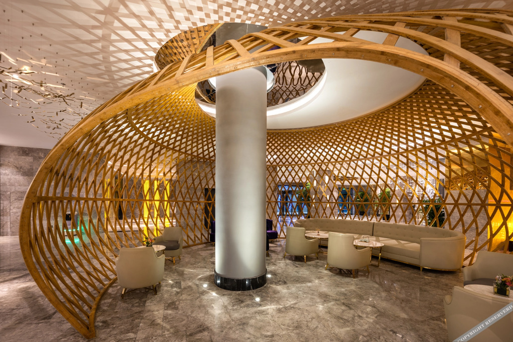 Паниин: Crystal Orange Hotel· Panjinwenlv International City