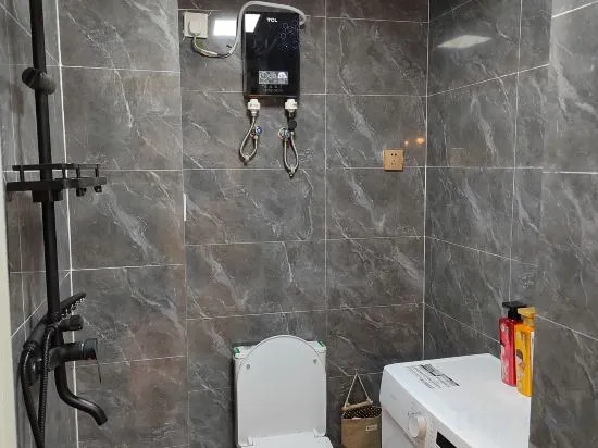 Паниин: Jinsu 1518 Homestay