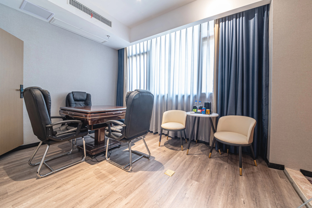Чунцин: Chongqing Fashion Hotel