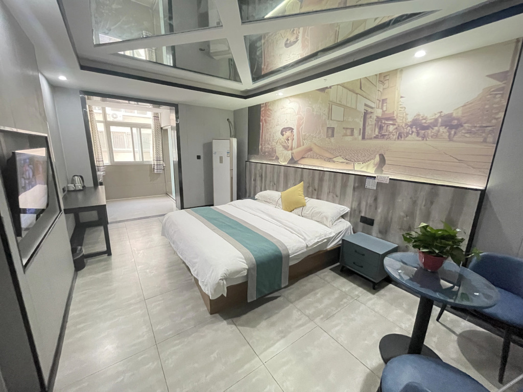 Синьсян: Stars Hotel (Xinxianghe Normal University Wanda)