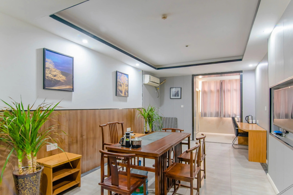 Синьсян: Stars Hotel (Xinxianghe Normal University Wanda)