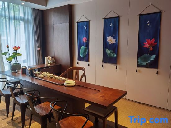 Нинбо: Delight Hotel Lotus Courtyard