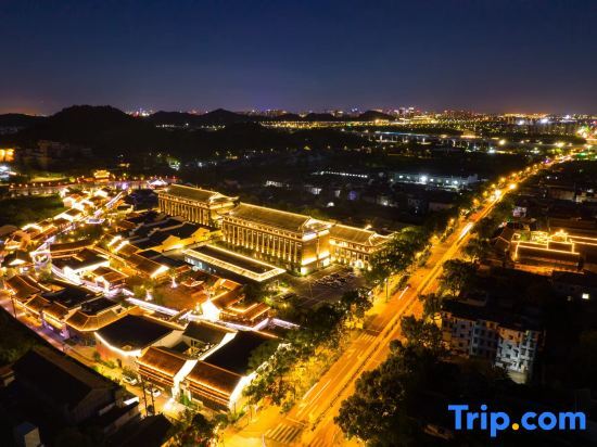 Нинбо: Delight Hotel Lotus Courtyard