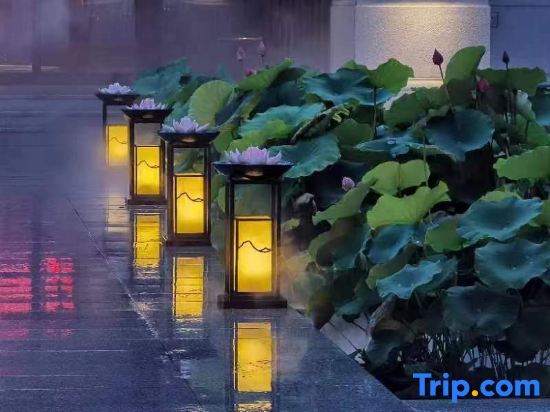 Нинбо: Delight Hotel Lotus Courtyard