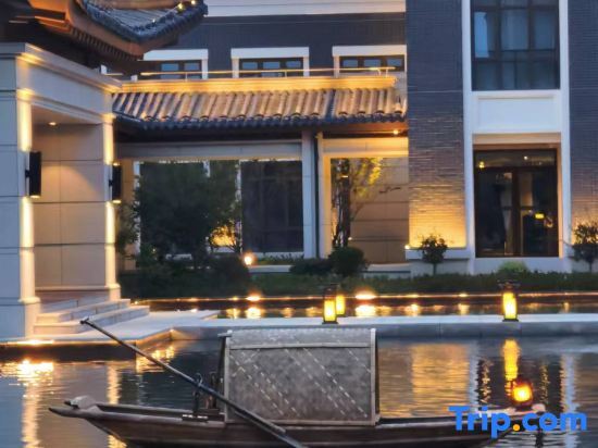 Нинбо: Delight Hotel Lotus Courtyard