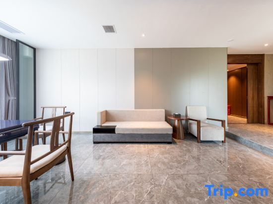 Шаоян: Mi Yang Mi Ju Hotel (High Speed Rail Station Colorful Global City Branch)