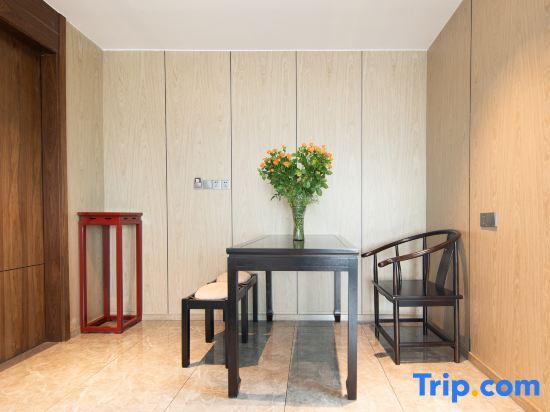 Шаоян: Mi Yang Mi Ju Hotel (High Speed Rail Station Colorful Global City Branch)