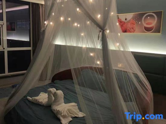 Пуян: Park Cloud Hotel (Taiqian Jinshui road mobile company  store)