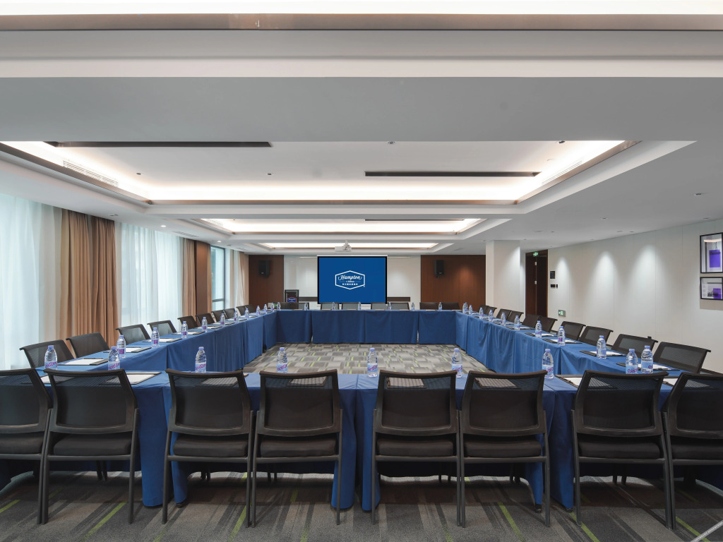 Вэйфан: Hampton by Hilton Weifang Weicheng
