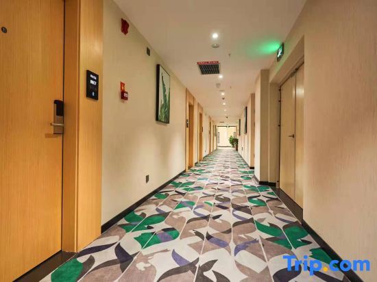 Чунцин: Thankyou Hotel (Chongqing Pengshui Yujing Jiangshan)