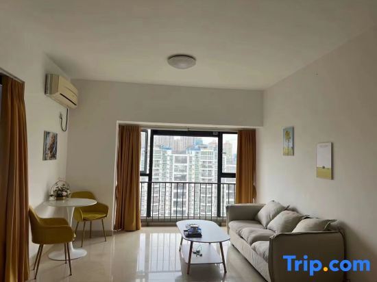 Шэньчжэнь: Suwu Youdianjing Apartment (Zhengzhongfeng Linji Center Shop)