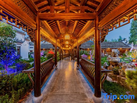 Хуаншань: Hongcun wenshe · 20 dream Huipai private garden home stay