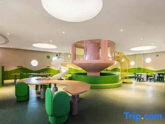 Бачжун: Blossom House Bazhong Enyang