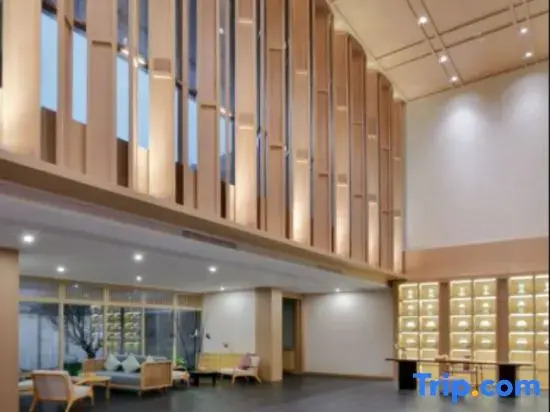 Бачжун: Blossom House Bazhong Enyang