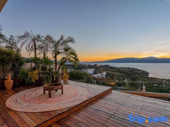 Юйси: The Sunset Puyue Villa