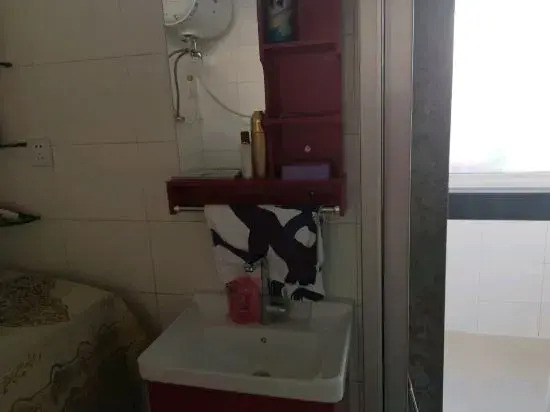 Шэньян: Tiantiansheng Warm Theme Apartment