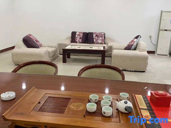 Хуанган: Huamei Dabieshan Resort Hotel