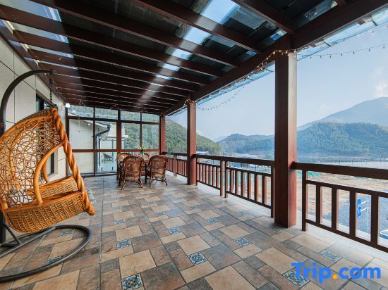 Хучжоу: Anji Chuanhe Holiday Homestay (Anji Yunshang Grassland Panda Tribe Adventure Park Branch)