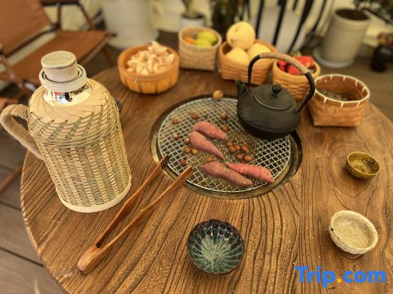 Хучжоу: Anji Chuanhe Holiday Homestay (Anji Yunshang Grassland Panda Tribe Adventure Park Branch)