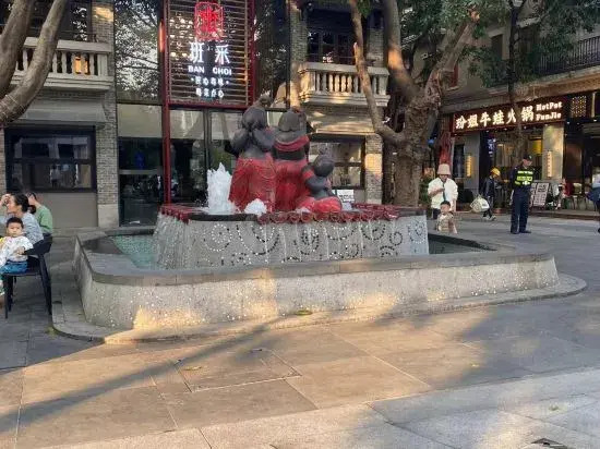 Фошань: Yunduo Apartment (Foshan Zumiao Zhangye Culture Square)