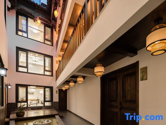 Шанграо: Wuyuan Panshui Yinshe Homestay