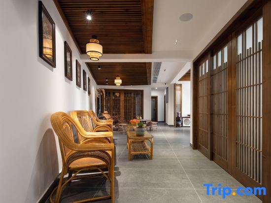 Шанграо: Wuyuan Panshui Yinshe Homestay