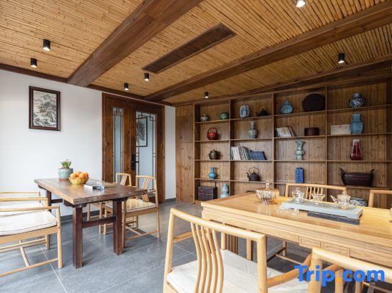 Шанграо: Wuyuan Panshui Yinshe Homestay