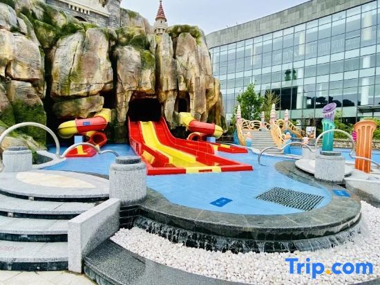 Инкоу: Yimihuahai Homestay (Shanhai Plaza Magic Hot Spring)