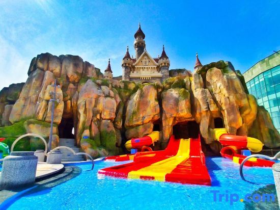 Инкоу: Yimihuahai Homestay (Shanhai Plaza Magic Hot Spring)