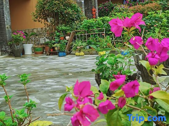 Сичан: Xichang Seaside Inn