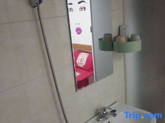 Ухань: Warm Hotel (Wuhan La Defense)