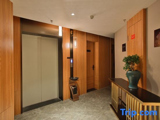 Куча: Yicheng Hotel (Kuqa Tianshan Middle Road)