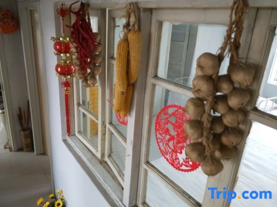 Паниин: Red Beach Yuanjia Farmhouse