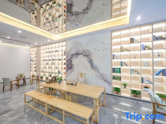 Цзинчжоу: Jingzhou Jiangjin Road No.1 People's Hospital Yunju Hotel
