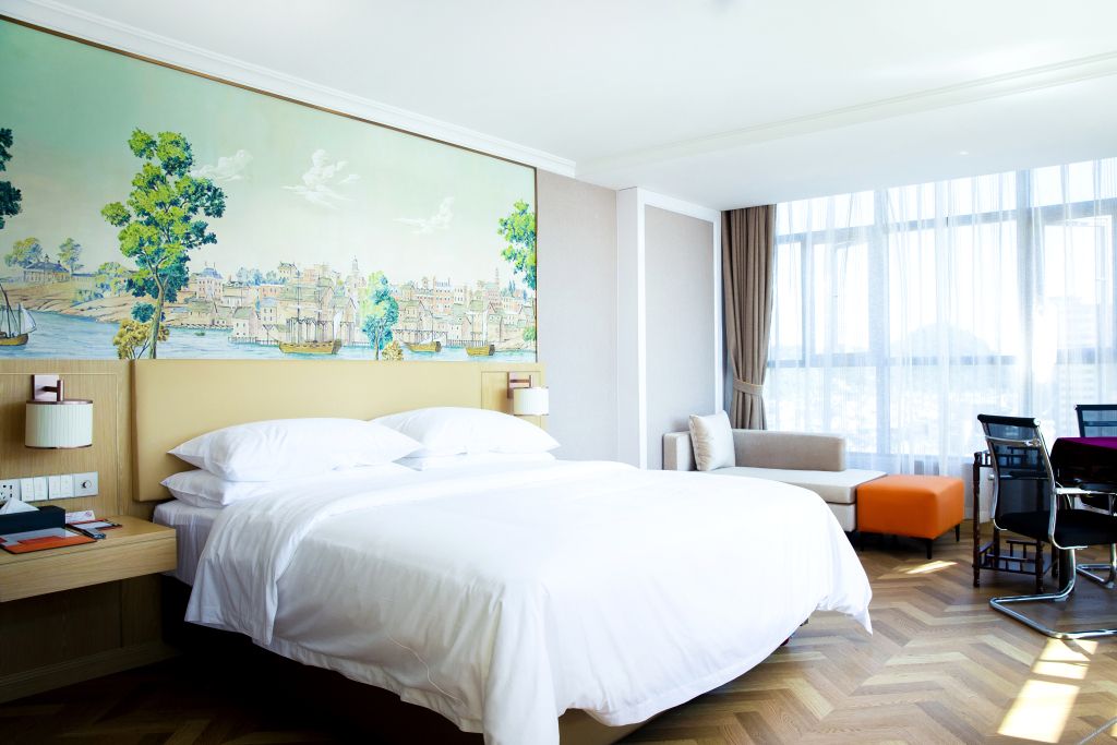 Вэньшань: Vienna Hotel (Yanshan Qidu International Store)