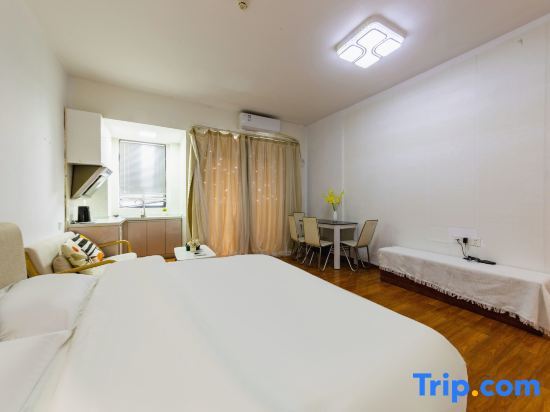 Цзиньюань: Lin Rui Apartment (Qingyuan Shunying Times Square)