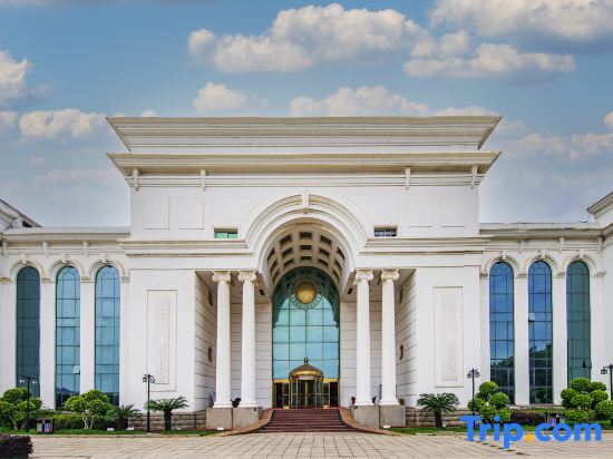 Фучжоу: Fuzhou Mawei Mingzhu Yuefu Hotel