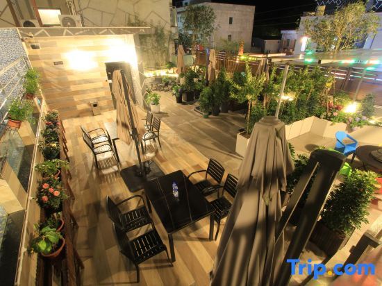 Чжаоцин: Tianjing Sky Garden Private Tang Hot Spring Homestay