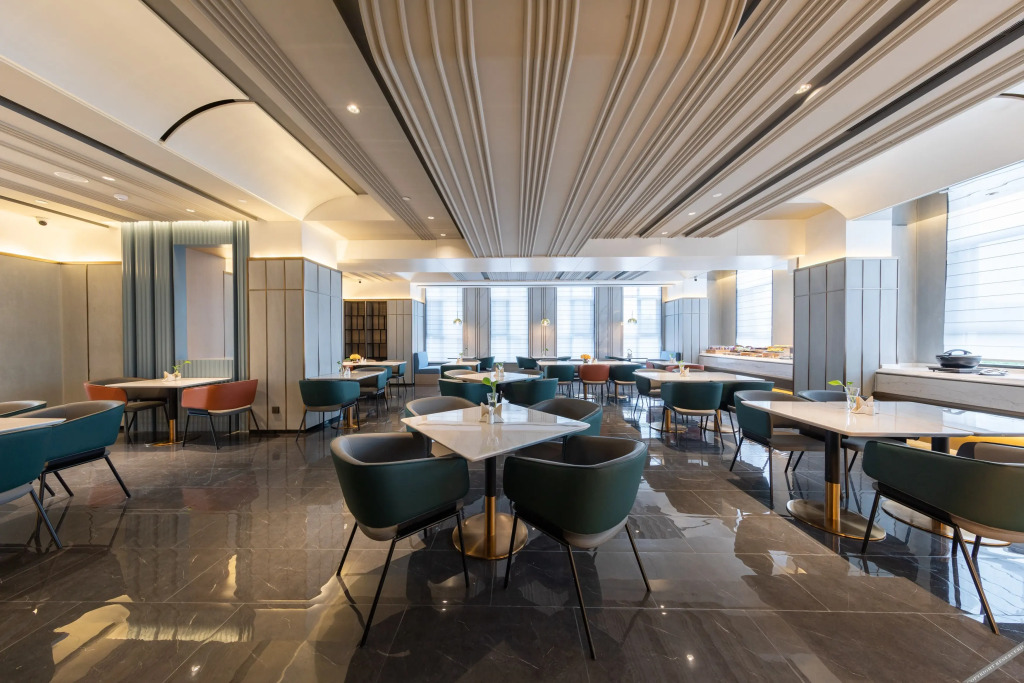 Циндао: Atour Hotel  of  Chongqing Middle Road  North Railway  Station