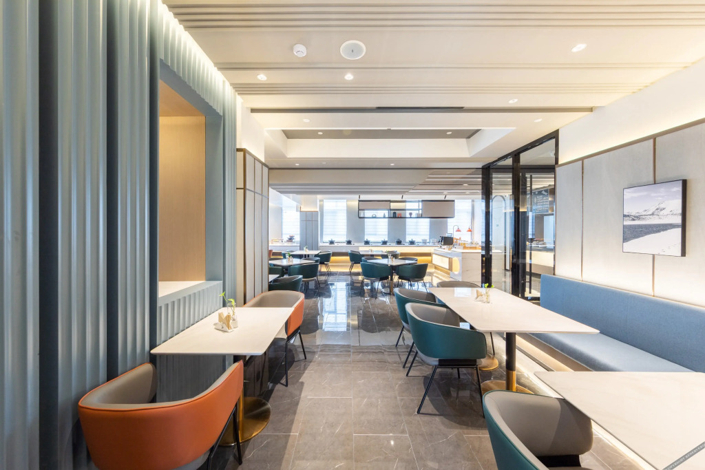 Циндао: Atour Hotel  of  Chongqing Middle Road  North Railway  Station
