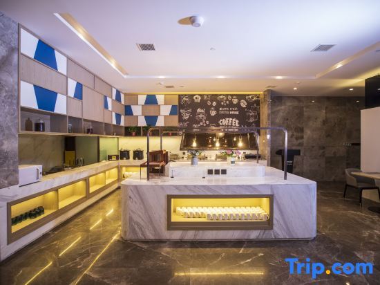 Фуян: Kyriad Hotel (Fuyang Funan International Automobile City)