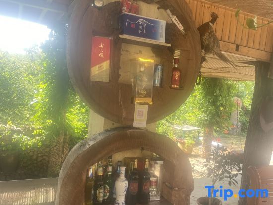 Линьи: Zhuquanshan Gangzishu Restaurant B&B