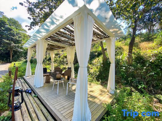 Хойчжоу: Nankunshan Wooden Cottage No.1 Manor