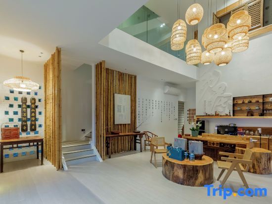 Хойчжоу: Nankunshan Wooden Cottage No.1 Manor