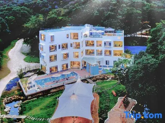 Хойчжоу: Nankunshan Wooden Cottage No.1 Manor