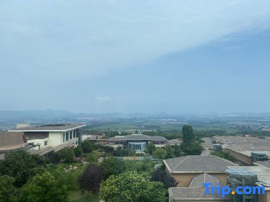 Аньян: Linzhou Hongqiqu Ying Hotel (Yingbin Building)